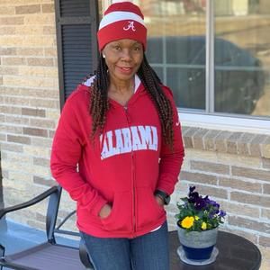 Meet your Posher, Linda